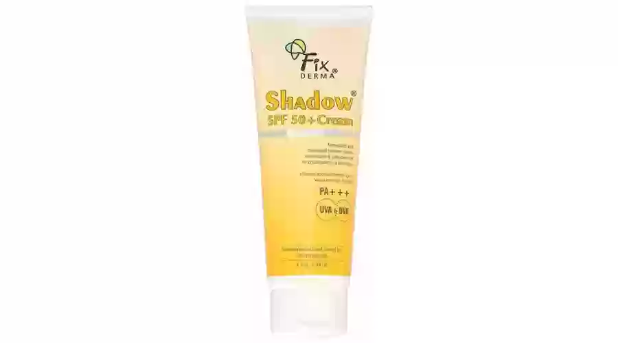 Kem chống nắng Fixderma Shadow SPF 50+/PA+++ giúp dưỡng ẩm và bảo vệ da tuýp 75g