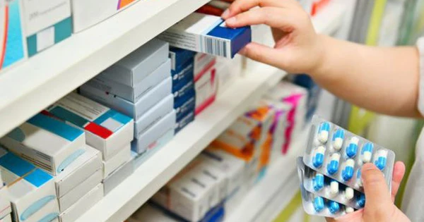 Bộ Y tế: Không để thiếu thuốc điều trị sốt xuất huyết, cúm A, tay chân miệng, sởi...