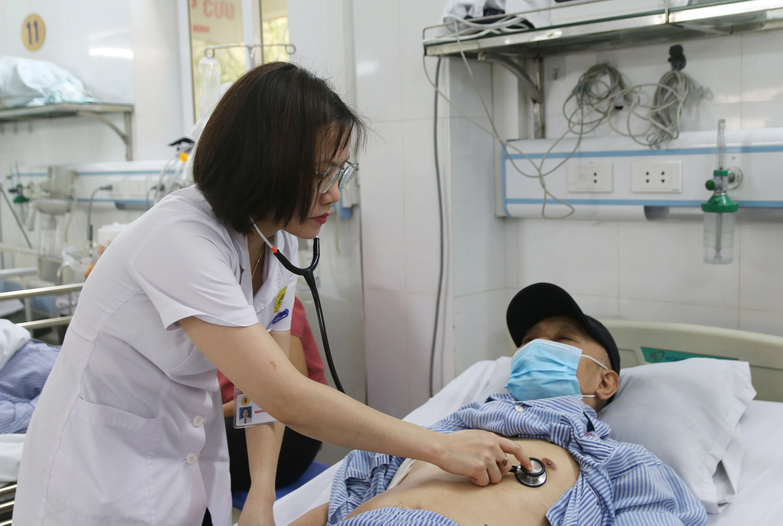 Thời tiết nắng nóng người tăng huyết áp cần lưu ý gì?