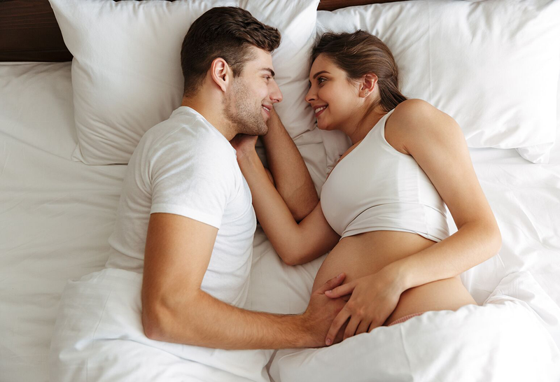 Thai nhi quay đầu có quan hệ được không, cần lưu ý gì ?