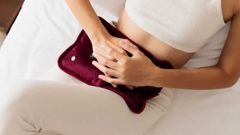 Ăn gì để nhanh hết kinh nguyệt? Thực phẩm có thực sự giúp rút ngắn kỳ kinh?