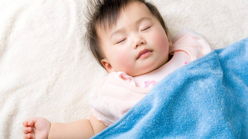 Trẻ nhũ nhi: Tổng quan và hướng dẫn chăm sóc sức khỏe toàn diện