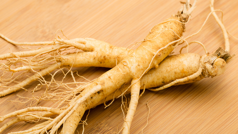 Mẹ bỉm đang cho con bú có uống sâm được không ?