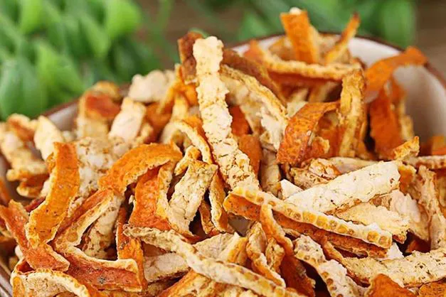 Vỏ quýt tốt cho tiêu hóa, hô hấp