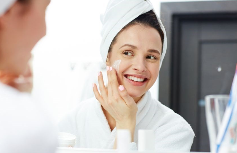 Bôi serum trước hay kem dưỡng trước thì đạt hiệu quả tối ưu ?