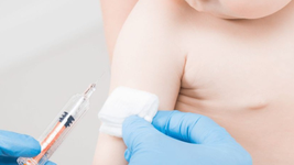 Nếu không tiêm phòng cho trẻ có sao không? Những loại vắc-xin thiết yếu mà trẻ cần tiêm
